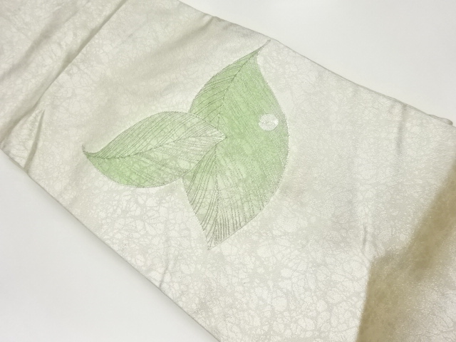 リサイクル　銀駒刺繍葉模様名古屋帯